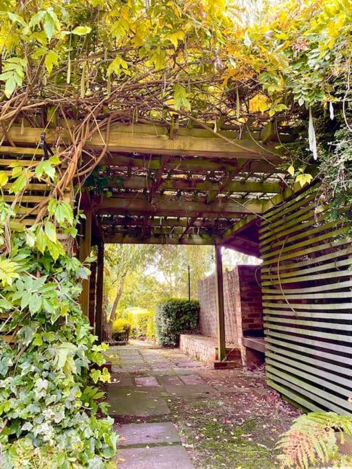 The Secret Garden House Burton (Lincolnshire)