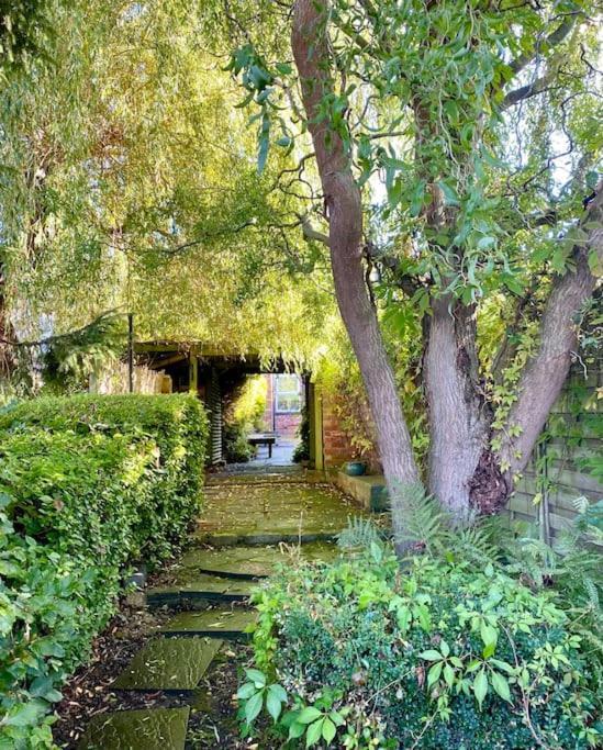 The Secret Garden House * Burton (Lincolnshire)